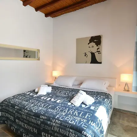 Patriko Family House Hébergement de vacances Alikí